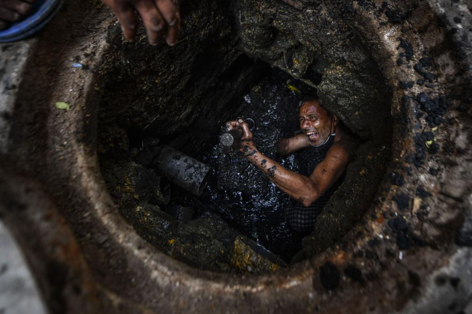 Manhole Cleaning Services in Hyderabad, Shamshabad Septic Tank Cleaning